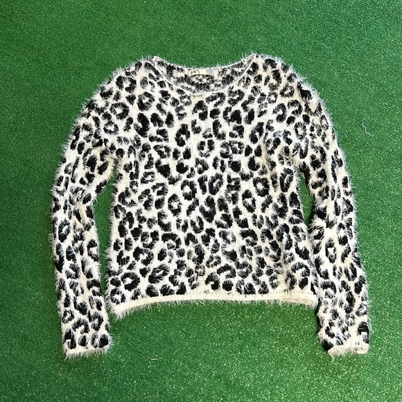 Jolt Sweaters - Jolt size small women’s sweater!
